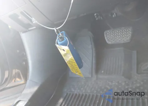 2021 Toyota Highlander Platinum z USA, uszkodzony, nr VIN 5TDFZRBHXMS070857